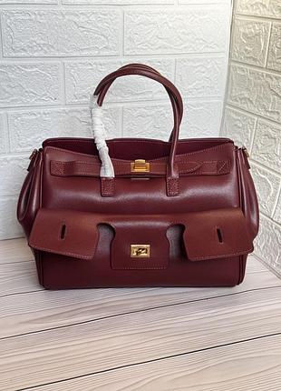 Скмка натуральна шкіра.