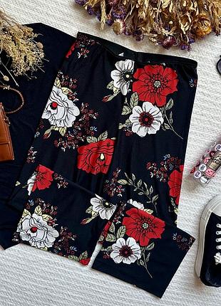 Легкі яскраві прямі брюки з високою талією та квітковим принтом