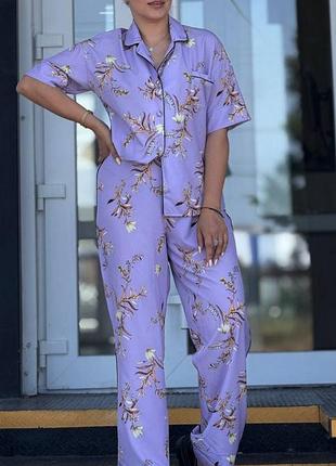 Женская пижама двойка шелк армани брючная с рубашкой в цветок.