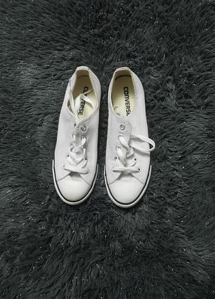 Новенькие кеды для девочки.европа.