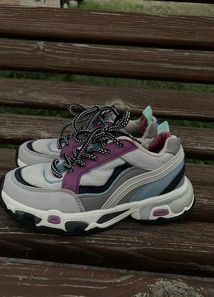 Кросівки zara