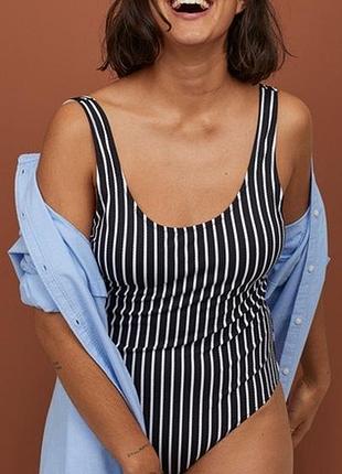 Купальник слитистый черно-белый h&m