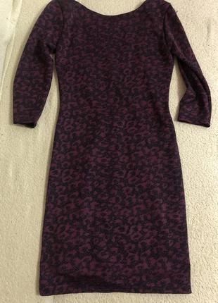 Красивое фирменное платье с голой спинкой zara