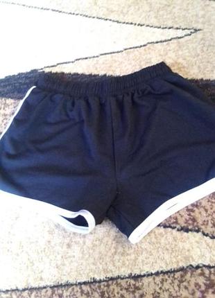 Шорти хл...