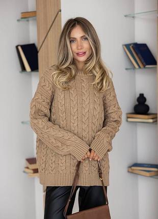 Светр з косами