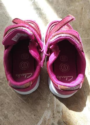 Кросівки clarks для дівчинки 2