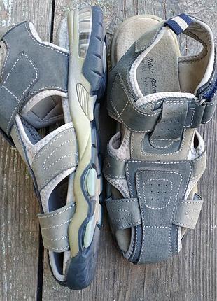 Кожаные детские босоножки-сандали