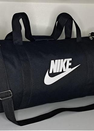 Большая вместительная спортивная сумка 60 см
