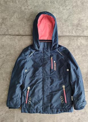 Куртка на дівчинку