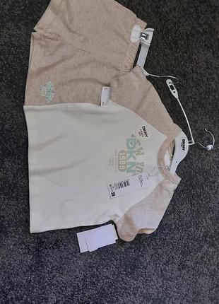 Новый набор комплект dkny для мальчика футболка шорты 9-12 мес