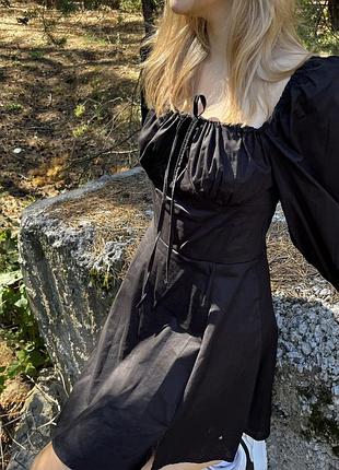 Платье черное