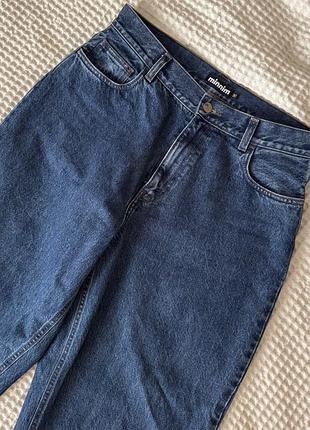 Широкі джинси relaxed з цупкого деніму українського бренду minnim