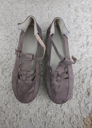 Женские туфли