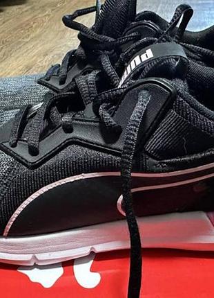 Жіночі кросівки puma, повноцінний 39 р