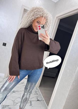 Жіночий в'язаний зимовий гольф светр кофта з горлом оверсайз р.42/48 коричневий