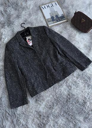 Новий натуральний піджак lamia