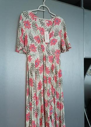 Нова віскозна сукня