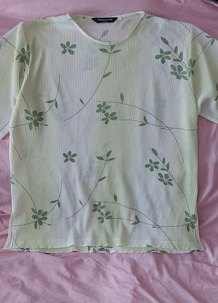 Салатова блузка , футболка гофрирована, l