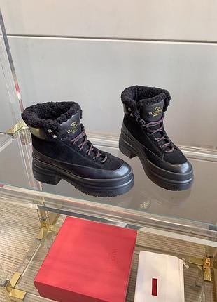 Ботинки женские