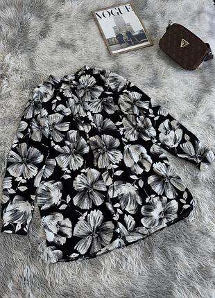 Гарна легка блуза tu