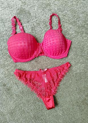 Комплект нижнего белья