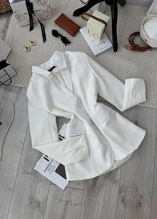 Піджак класичного крою подовжений