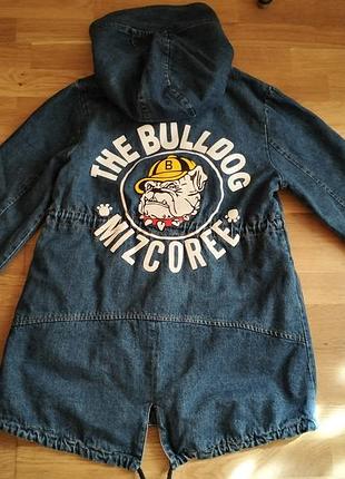 Современная куртка-ветровка, кардиган, джинсовый плащ девочке на 6-8роков.