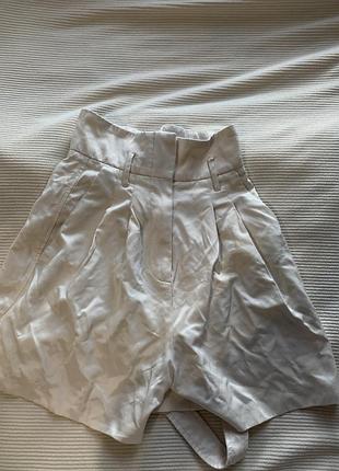 Кремові літні шорти з поясом маленького розміру