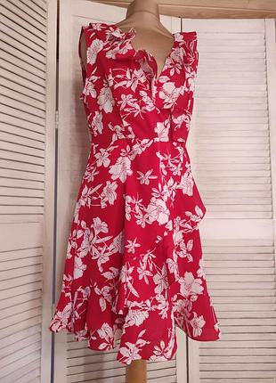 Платье в цветы
