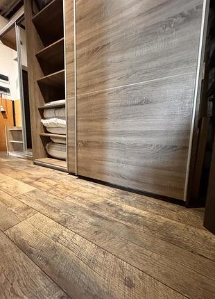 Шафа-купе з розсувними дверима. бренд jusk. 225/170/60