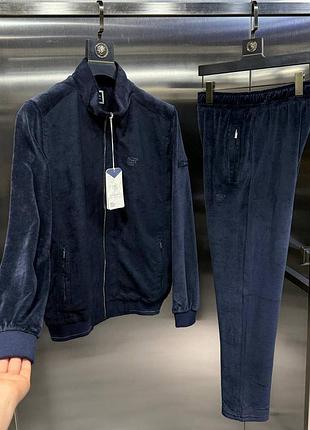 Велюровий спортивний костюм бугатт