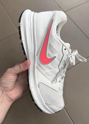 Оригинальные кроссовки nike