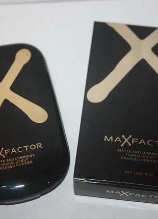 Пудра max factor matte and luminous  spf 15  12 g.