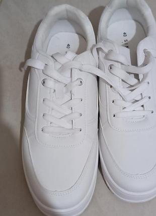 Кроссовки белые синсей