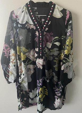 Туніка з квітами