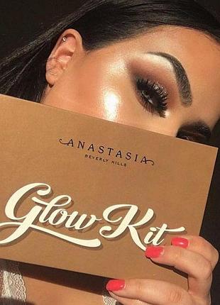 Хайлайтер-бронзатор anastasia beverly hills glow kit