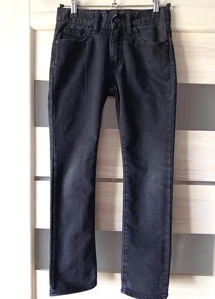 Джинсы для мальчика черного цвета