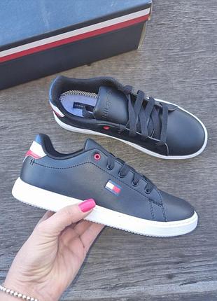 Кроссовки на каждый день tommy hilfiger