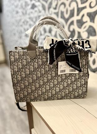 Шикарная текстильная сумочка dior