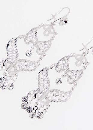 Сережки xuping no1252 шикарні білого кольору.
