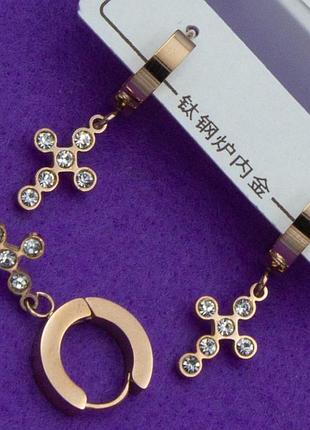 Сережки сталь no53 хрестики з цирконами на круглому замку біжутерію зі сталі