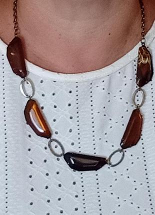 Цепь с искусственным камнями