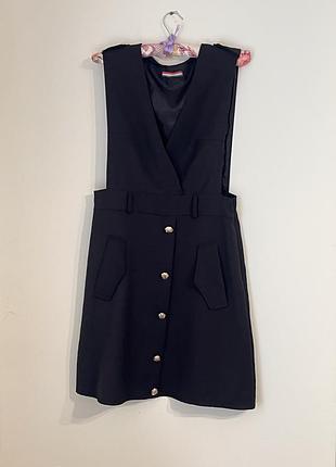 Цікава сукня. італія