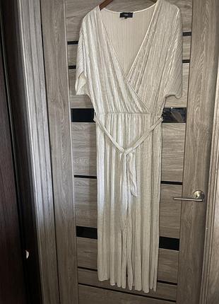 Комбинезон кюлотами