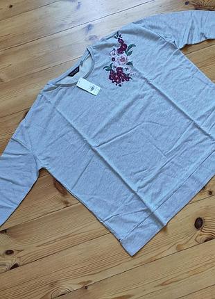 Новая кофта с вышивкой, большой размер.