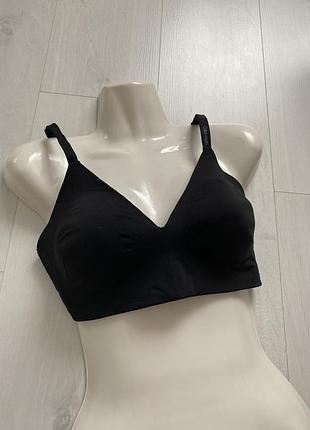 Бюстгальтер без кісточок