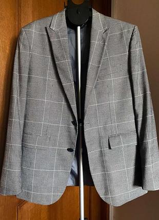 Стильный осенний блейзер оверсайз из мужского плеча