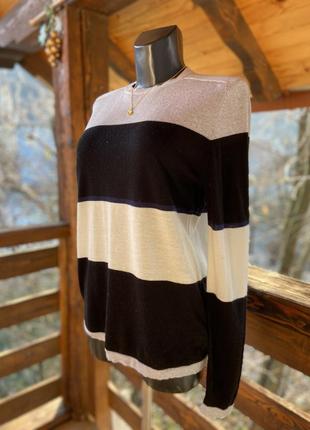 Фірмова стильна якісна натуральна кофта з вовни
