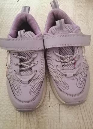 Кроссовки фиолетовые для девочки