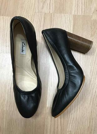 Туфли clarks натуральная кожа р.41/42 ст.27/26,5см